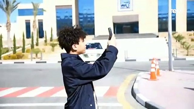 الهجرة تنظم زيارة لمدينة الجلالة للطفل ميسرة الحائز على شخصية العام بالنمسا