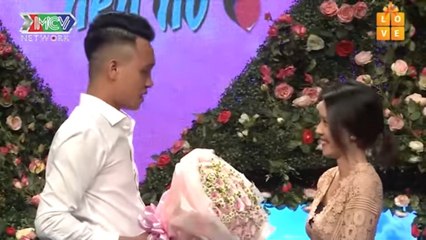 Cô nàng xinh đẹp Ế THÂM NIÊN, vừa gặp chàng trai SOÁI CA liền BẤM NÚT HẸN HÒ dắt nhau về