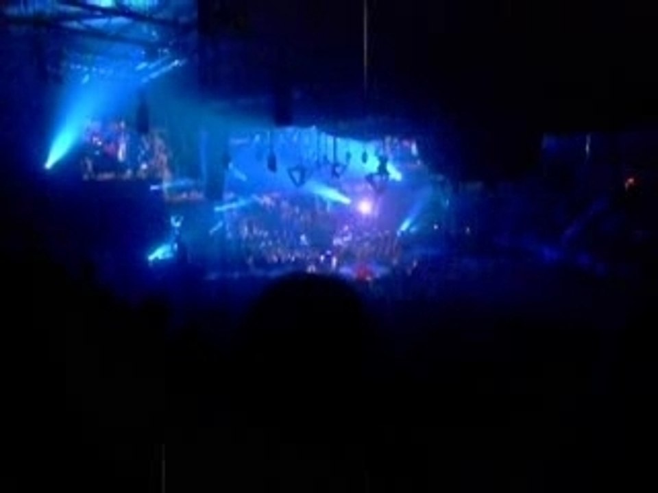 Within Temptation and Metropole orchestra - The Howling