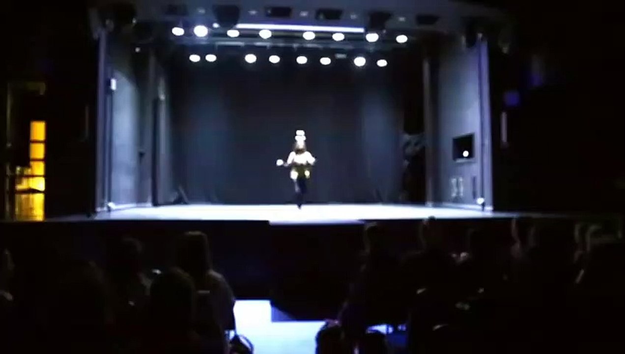 Do You Wanna Dance _ Hip Hop Belly Dance Fusion _ TranscenDance _ University College London (2016) - Mohana Srivastava