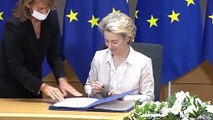 UE assina acordo pós-Brexit com Reino Unido