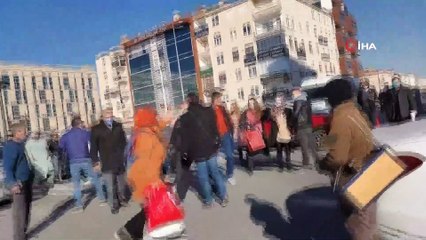 Velayet duruşması sonrasında kadınlar birbirine girdi