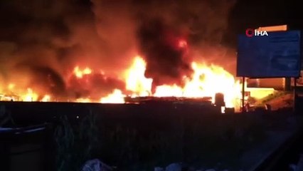 - Lübnan'da mültecilerin kaldığı kampta yangın