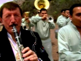 Germán Lizárraga y Su Banda Estrellas De Sinaloa - Por Esta Cruz