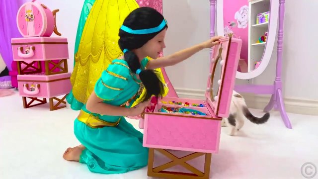 Princess song for kids by Nastya and Dad