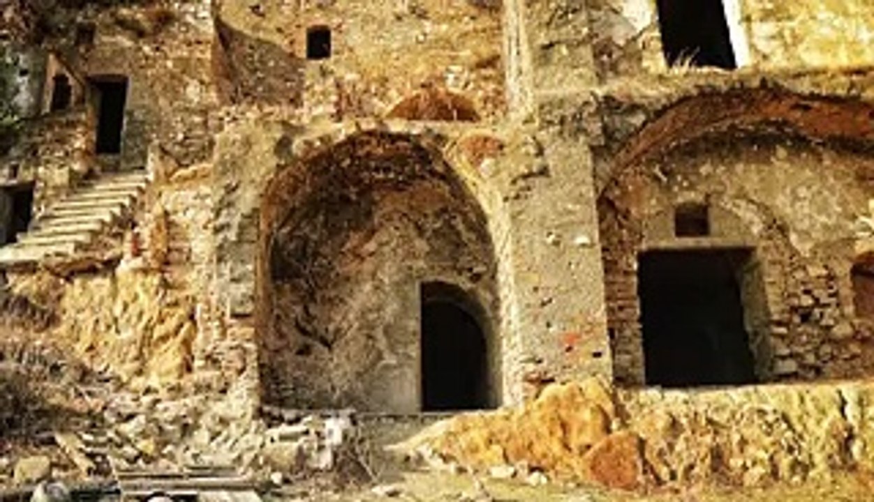 Die 13 größten verlassenen Städte der Welt!-fTsGS6J2GgA_x264