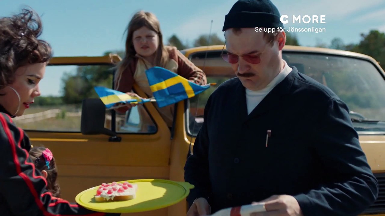 Se upp för Jönssonligan Film Klipp -  Sickan lämnar fängelset