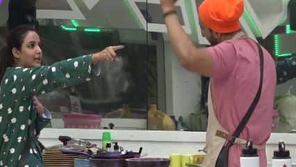 Bigg Boss 14; Jasmin Aly के बीच क्यों बिगड़ी बात, जमकर हुई लड़ाई; Check Out | FilmiBeat