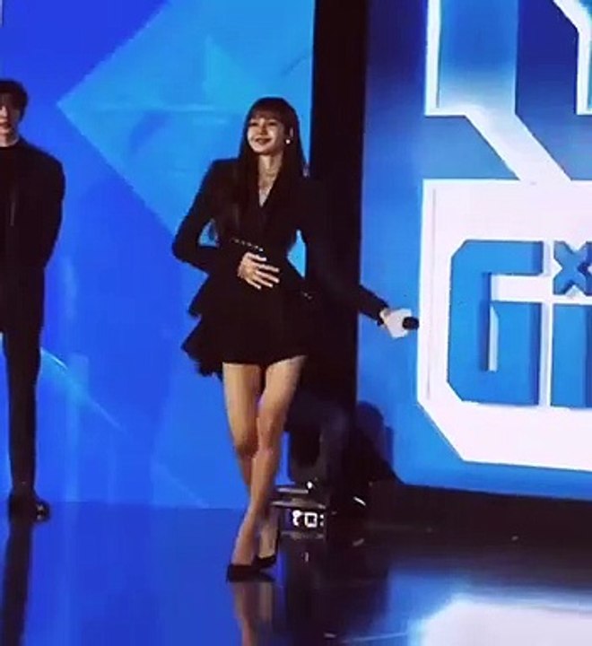 MENTOR LISA's SEXY DANCE