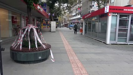 “Gidecek yerim yok” diyen vatandaş polis tarafından sokakta uyurken bulunup, misafirhaneye alındı