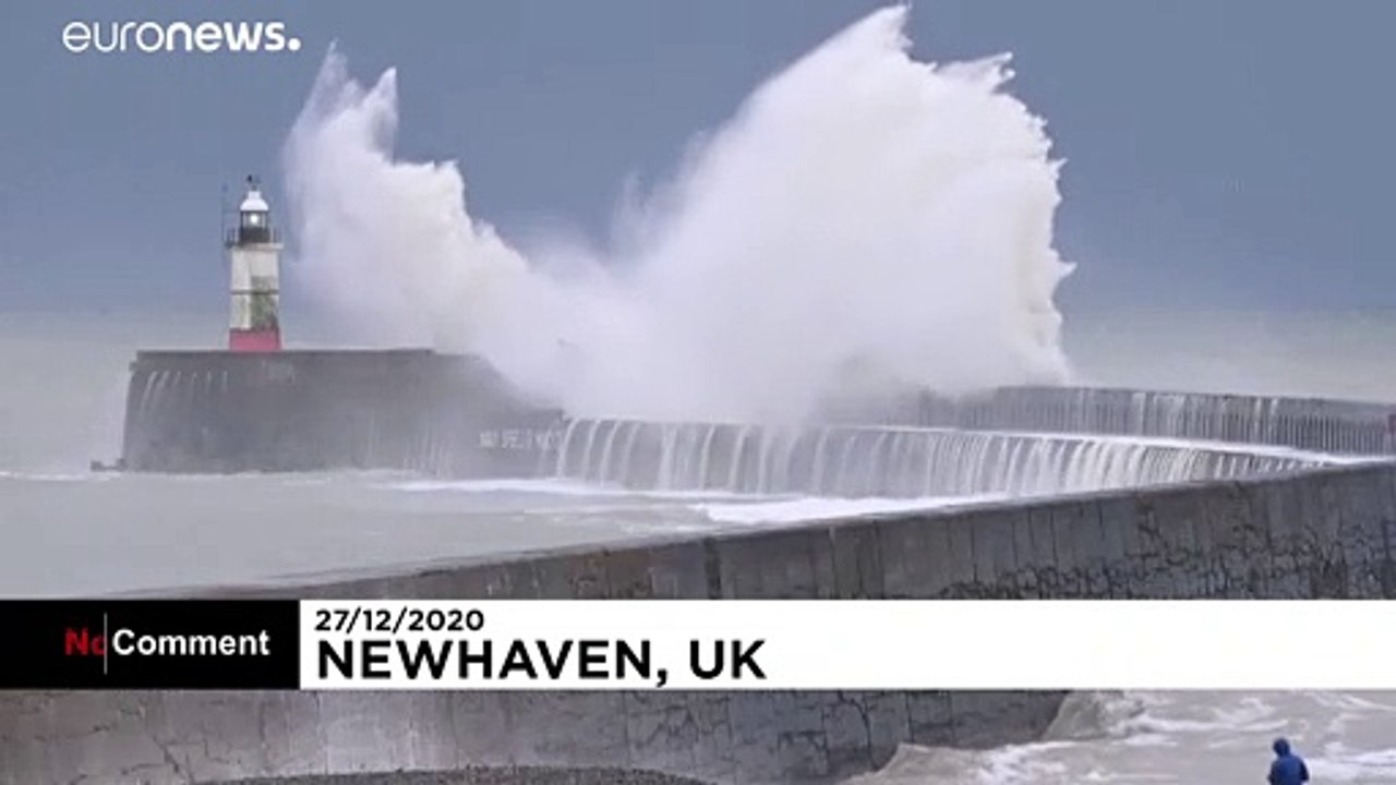 Das Meer tobt: 'Bella' richtet in England und Frankreich Schaden an