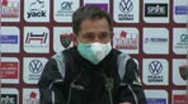 12e j. - Azéma : On a donné la chance à des joueurs qui méritaient