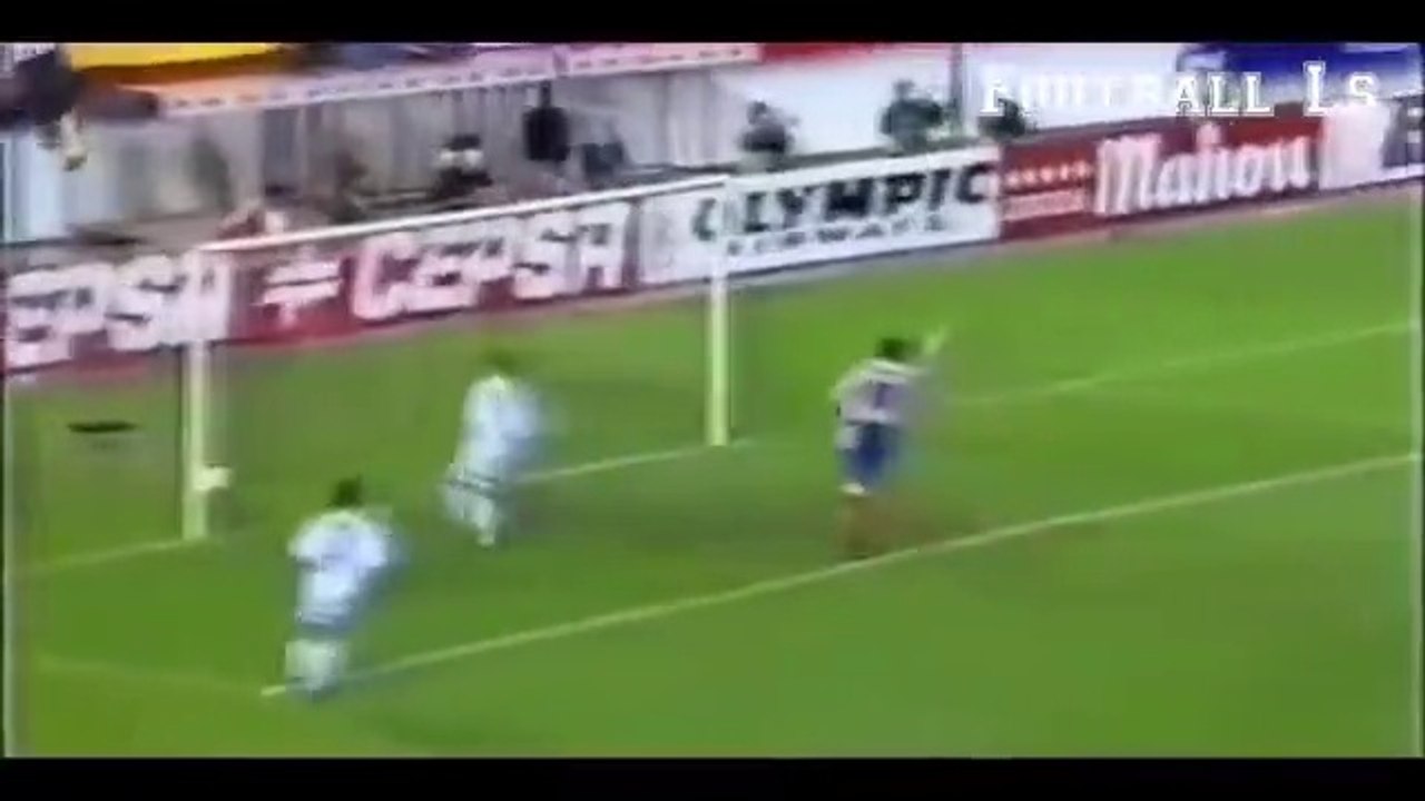 Top 10 Impossible Goals in Football History(360P)
