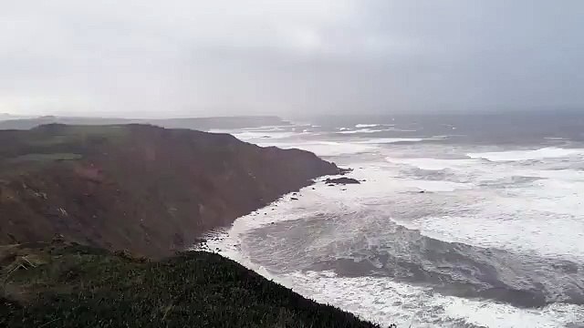 La borrasca Bella deja en Asturias olas de 11 metros y vientos de 123 km/hora