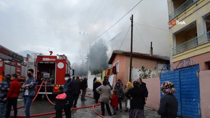 Yangın çıktı, sosyal mesafe unutuldu