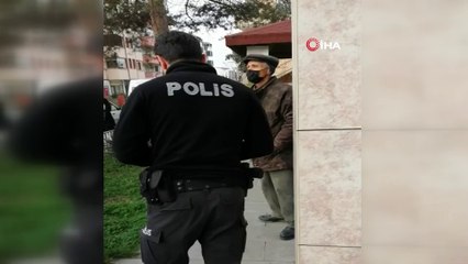 Karantinada olması gerekirken bankaya para çekmeye geldi