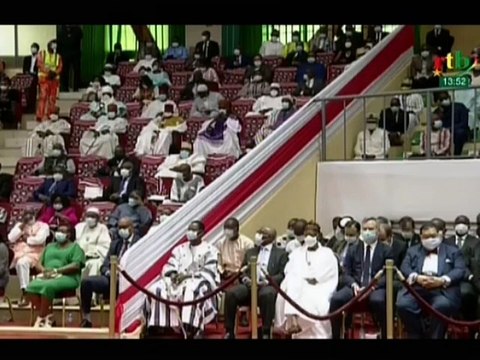 RTB / Extrait du discours officiel du président Roch Marc Christian Kaboré investi pour son 2e mandat