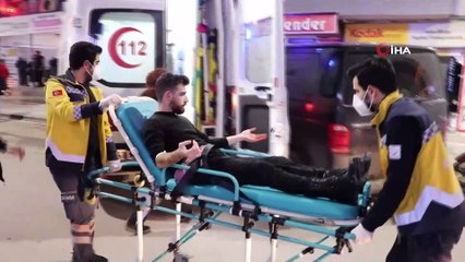 Saç tıraşını beğenmeyen şahıs berber kalfasını ve arkadaşını bıçakladı