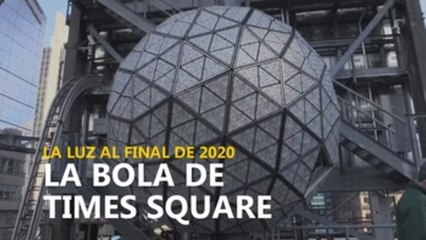 La bola de Times Square, la luz al final de 2020