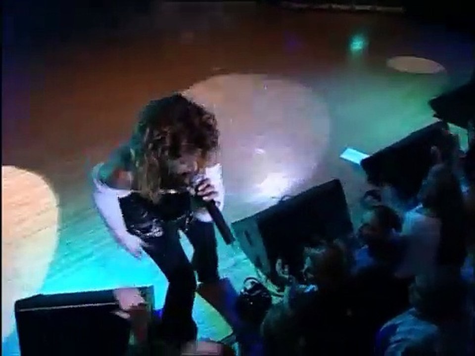 Andrea Berg Live — “Wirst Du's in meinen Augen sehen” — Live on Tour – Hamm | (From Andrea Berg – Emotionen Hautnah) | { Live: 2003 } — By: Andrea Berg