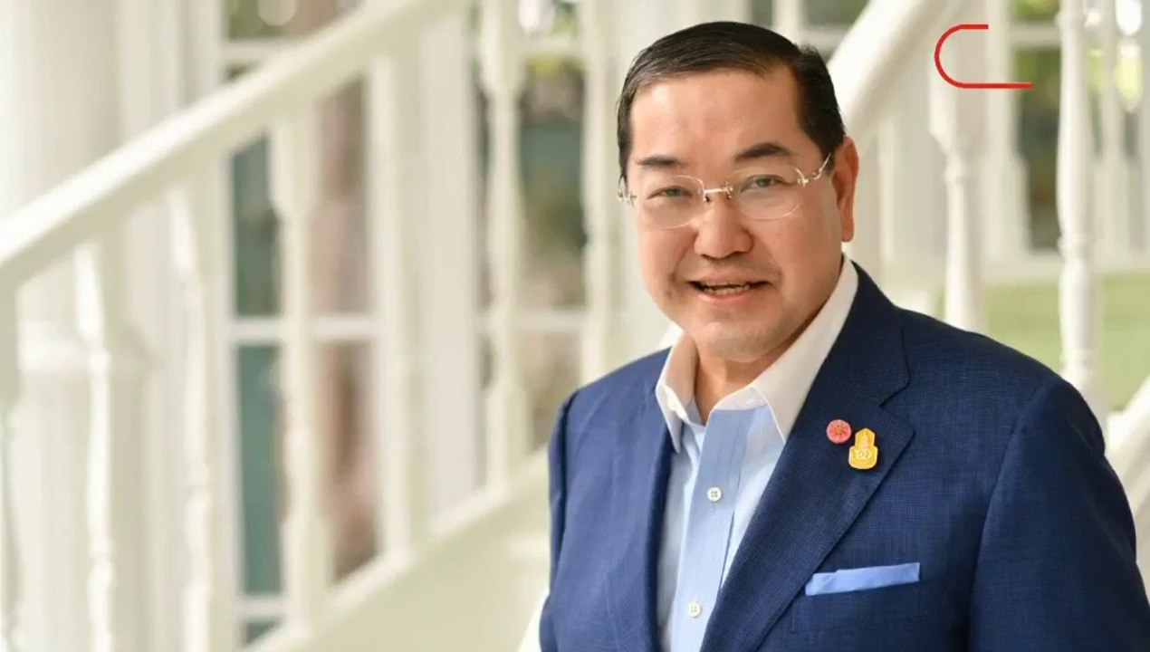 ฟัง สุรเกียรติ์ เสถียรไทย : วิเคราะห์ ทิศทางการเมือง เศรษฐกิจไทยปี 2564