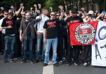 A Lyon, un leader antifa loue les djihadistes de Boko Haram et rigole de la décapitation de Samuel Paty