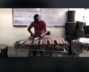 Afrique : Quand le générique de "Mission Impossible" est joué avec des balafons