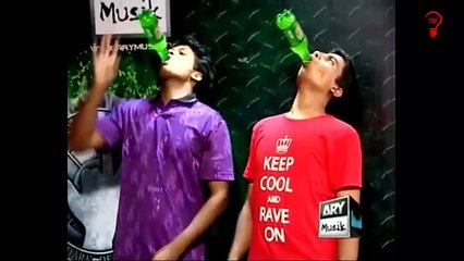 Roast of most funniest show of Pakistan ( Living on the edge )