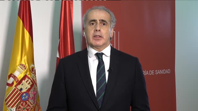 Escudero acusa al Gobierno de jugar con la falta de transparencia en el reparto de vacunas