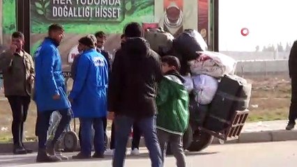 Suriyeliler ülkelerine dönmeye devam ediyor