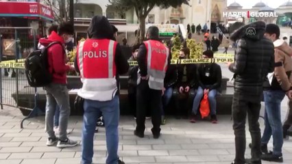 Esenyurt'ta yabancı uyruklu şahıslara yönelik kimlik denetimi