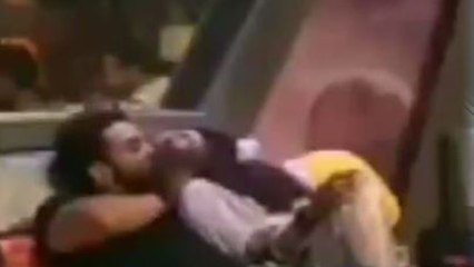 Bigg Boss 14; Aly के Kiss करने पर Jasmin के दिया ऐसा रिएक्शन ; Check Out |FilmiBeat