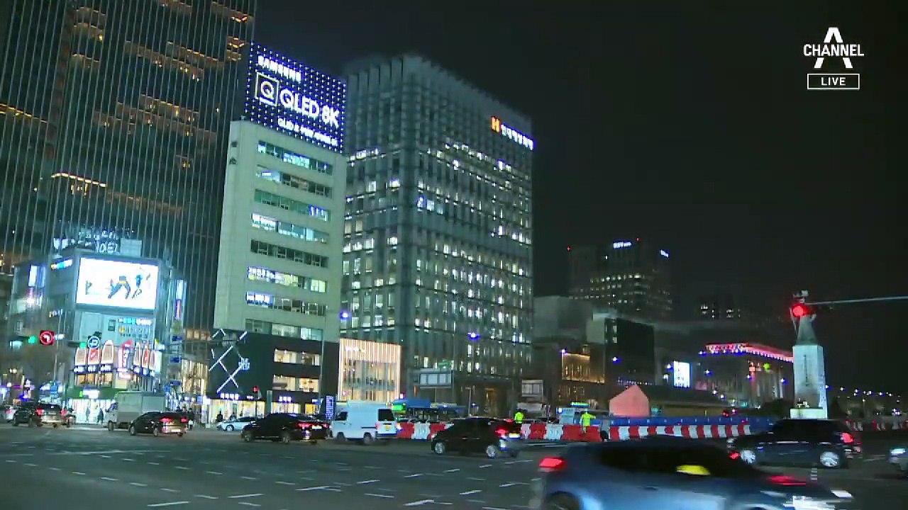 [날씨]북극발 한기 밀려와…찬바람 불며 영하권 추위