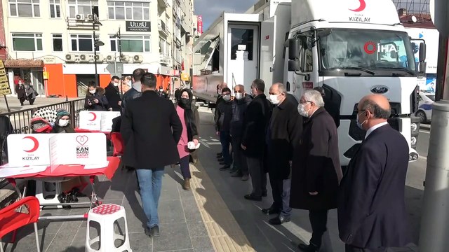 İlik nakli bekleyen Mirzahan bebek için kuyruğa girdiler