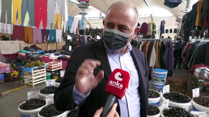 Gürsel Tekin pazara gitti; bir dokundu bin ah işitti...