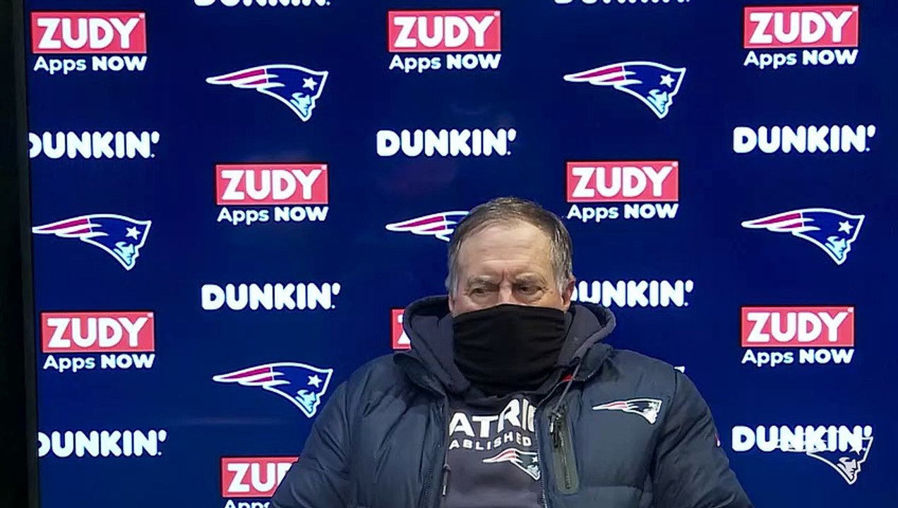 Bill Belichick Won't Name Starting Quarterback for Week 17