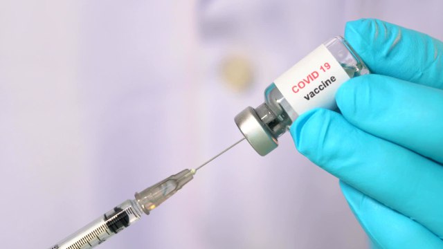 LA Residents Can Show Vaccination Proof On Phone