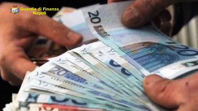 Torre Annunziata (NA) - Tangente per appalto scuole arrestato dirigente comunale (29.12.20)