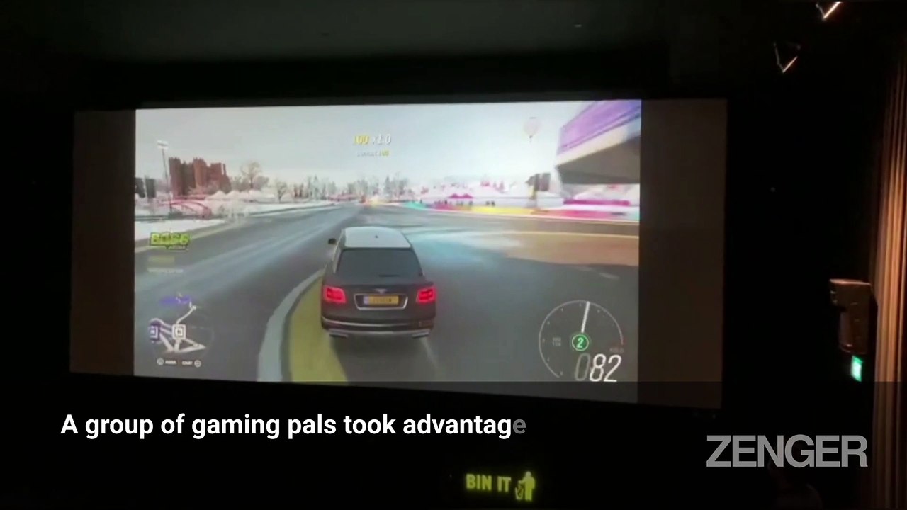 VIDEO: Gamers Rent Cinema Closed by Covid-19 for Xbox Challenge