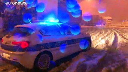 El mal tiempo retrasa la llegada de vacunas a Italia