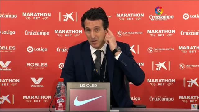 Unai Emery sobre el arbitraje en la derrota frente al Sevilla: Claramente hemos salido perjudicados