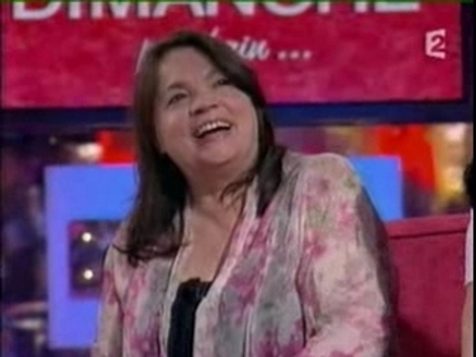 Anne Roumanoff s'en prend encore à Sarkozy !