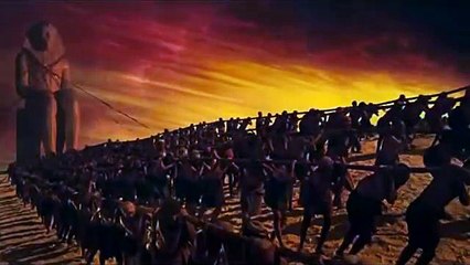 وقال فرعون ذروني اقتل موسى وليدعو ربه