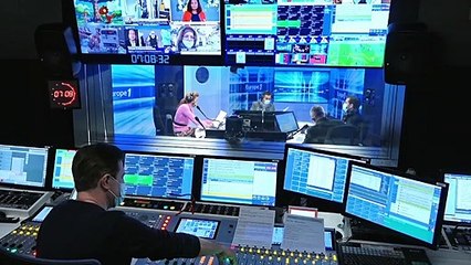 Comment Pierre Cardin est devenu une marque avec plus de 800 licences à son nom