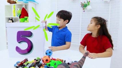 Annie and Sammy – mysterious toys challenge - Kids videos funny