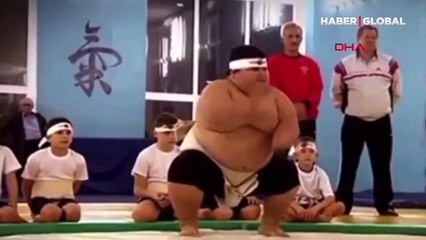 Dünyanı 'en güçlü' çocuğu Rus sumo güreşçisi, 21 yaşında hayatını kaybetti