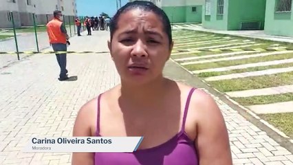 Duas caixas d'águas desabam de prédios em Cariacica