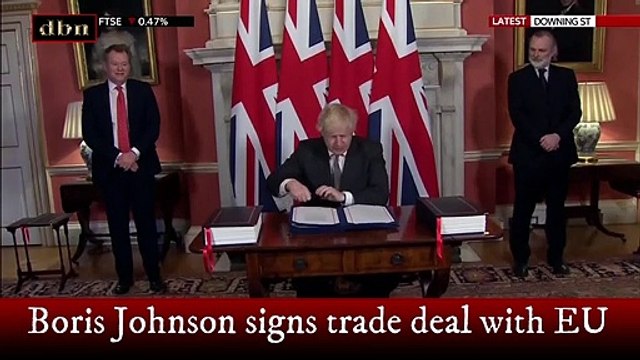 Boris Johnson signs trade deal with European Union