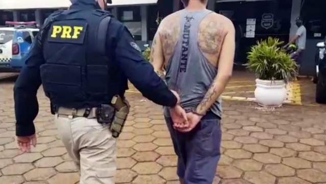 Homem é detido pela PRF e encaminhado à Delegacia de Polícia Civil