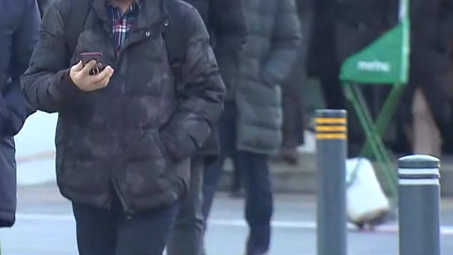 [날씨] 올겨울 최강 한파, 서울 -12.8℃...서해안 30cm 폭설 / YTN